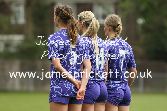 7D110244